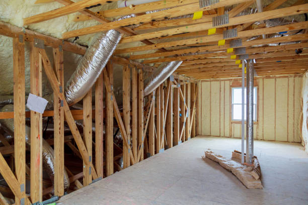 Best Spray Foam Insulation  in East Bronson, FL